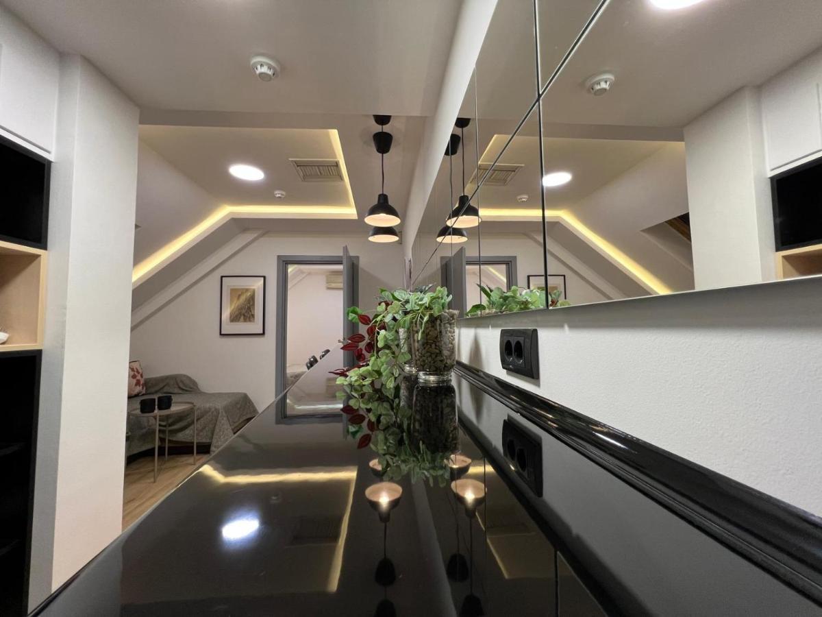City Center Apartment Belgrado Exterior foto